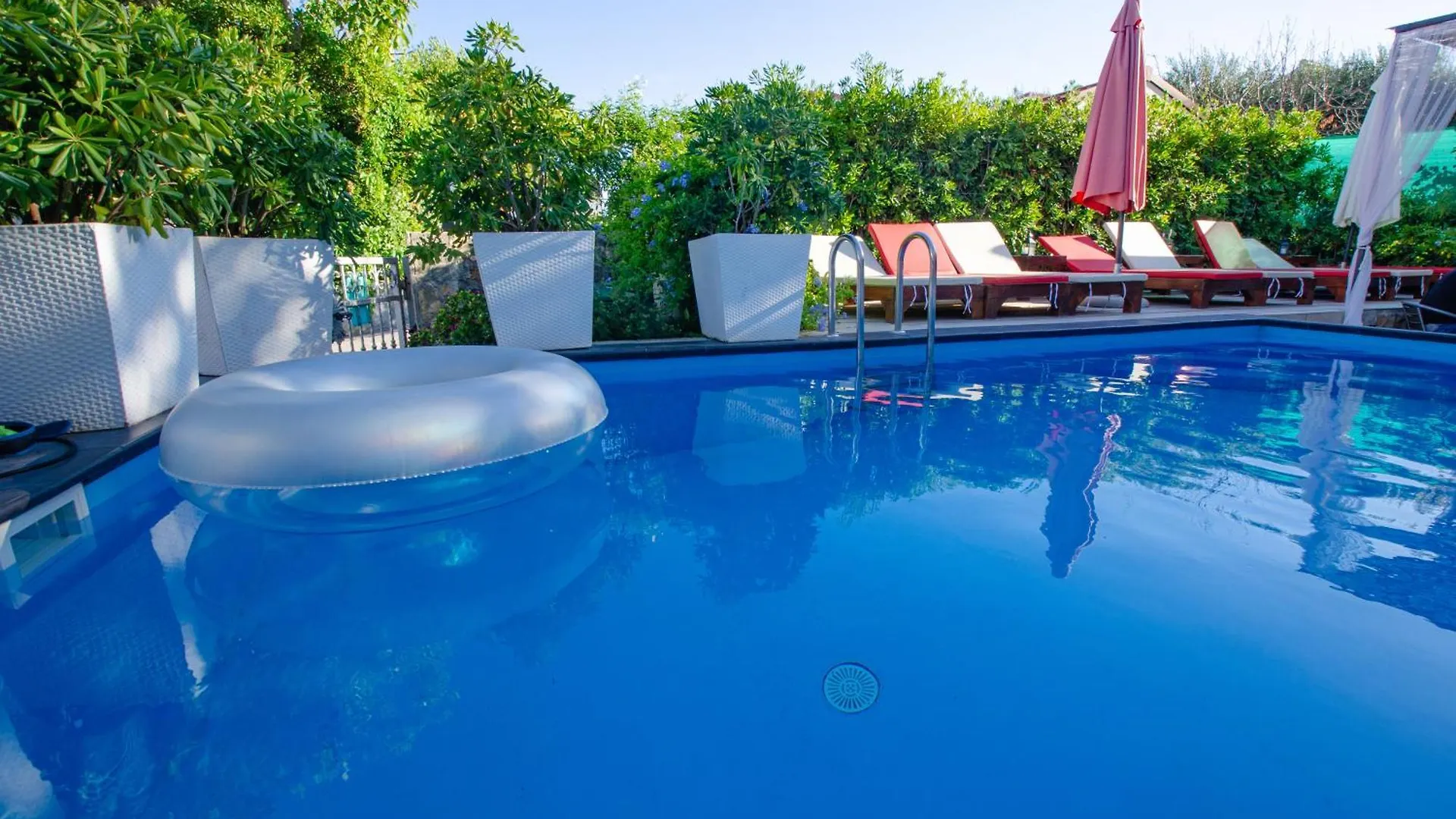 Villa Danijela With Heated Pool,Jacuzzi And Sauna Seget Vranjica