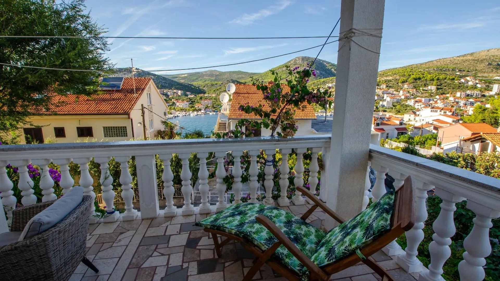 Villa Danijela With Heated Pool,Jacuzzi And Sauna Seget Vranjica 0*,