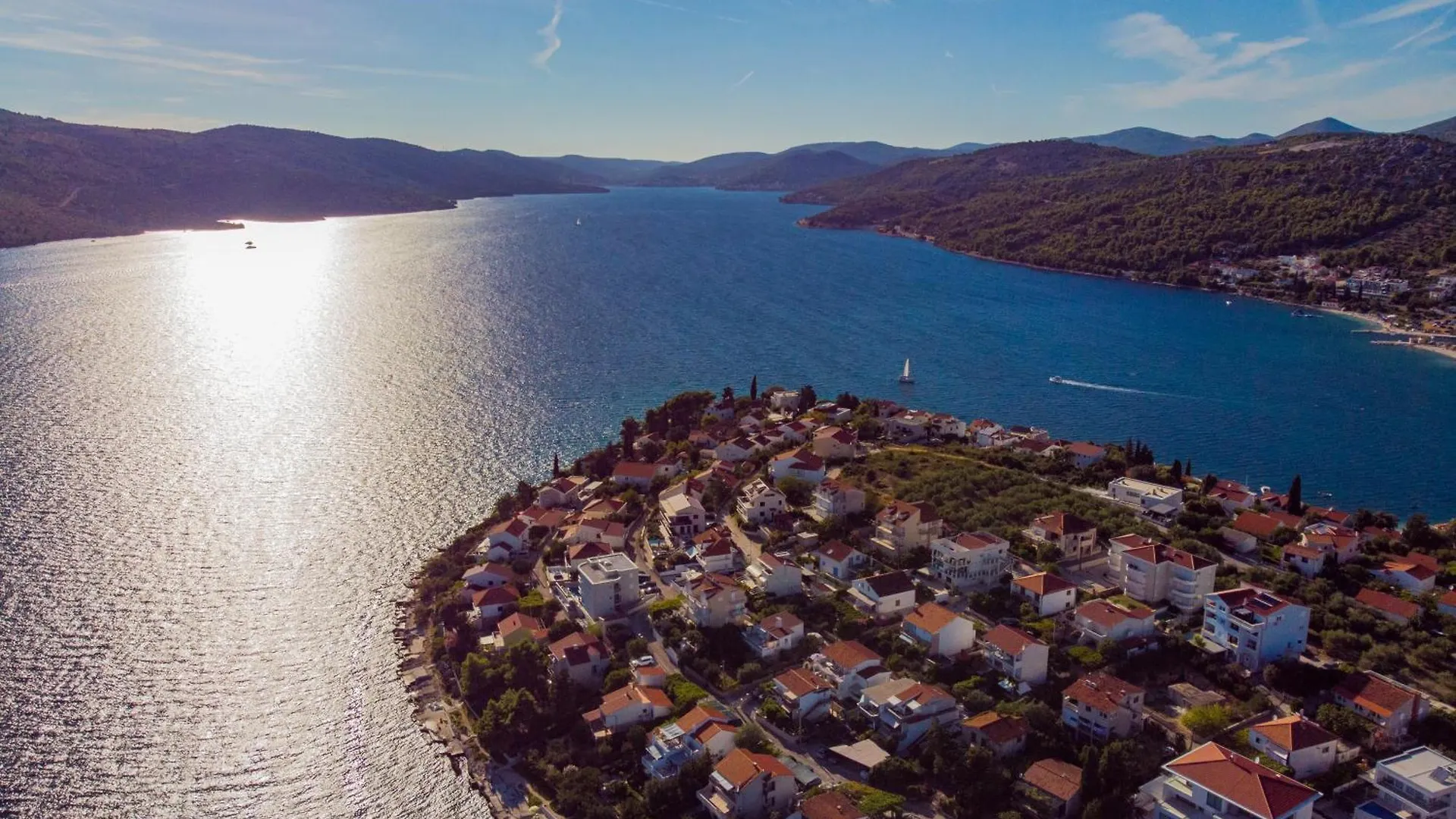 Villa Danijela With Heated Pool,Jacuzzi And Sauna Seget Vranjica 0*,