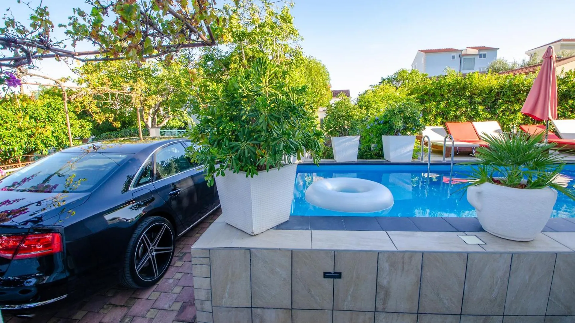 Villa Danijela With Heated Pool,Jacuzzi And Sauna