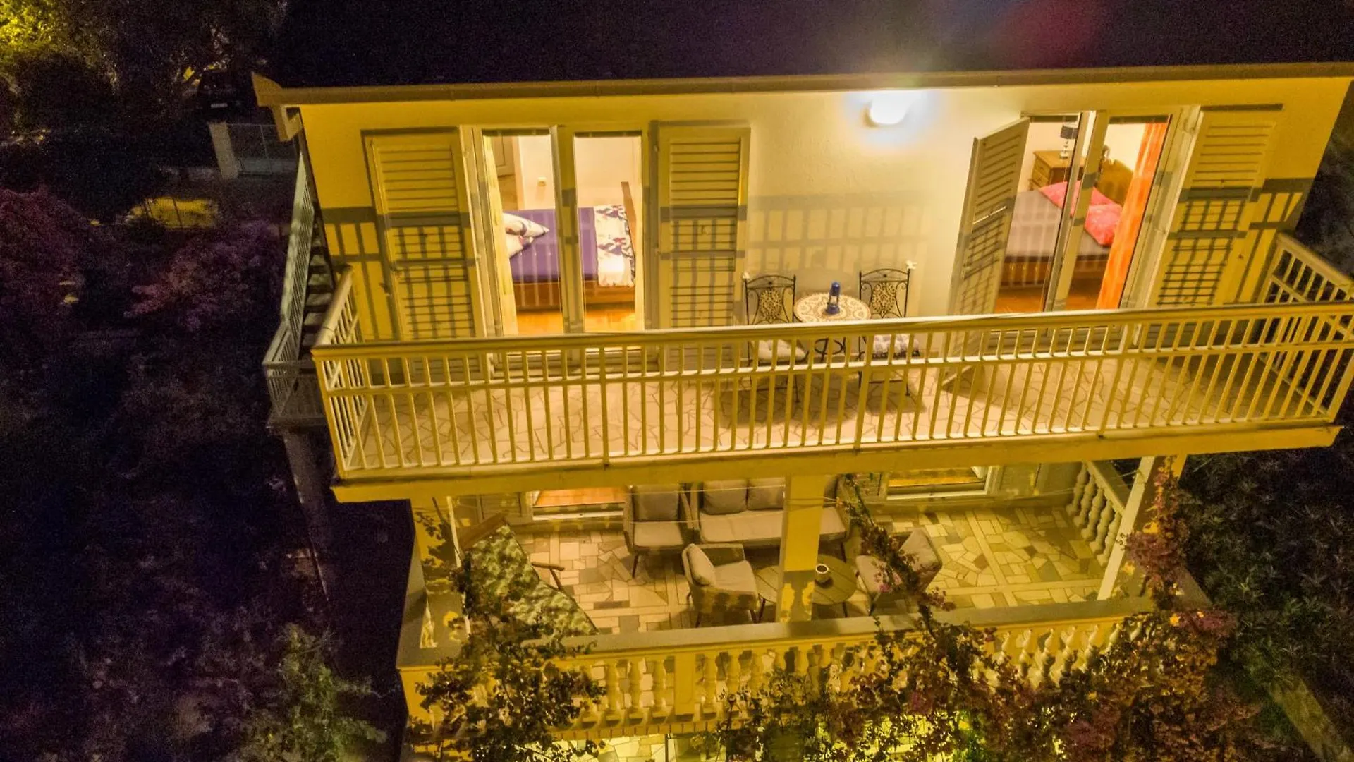 Villa Danijela With Heated Pool,Jacuzzi And Sauna Seget Vranjica