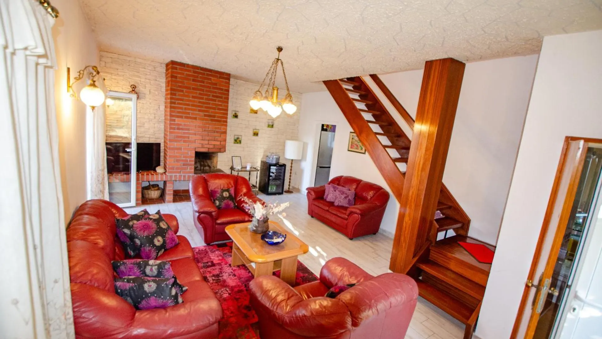 Villa Danijela With Heated Pool,Jacuzzi And Sauna Seget Vranjica